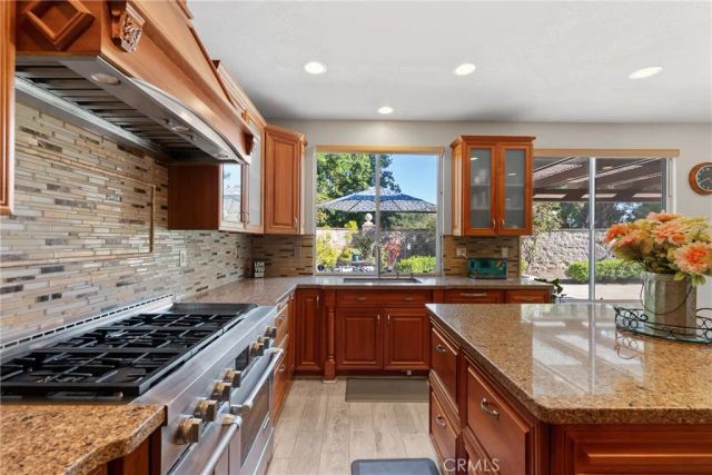 82 Spirngfield, Mission Viejo, CA 92692