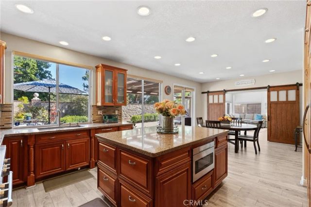 82 Spirngfield, Mission Viejo, CA 92692