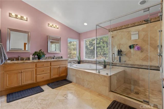 82 Spirngfield, Mission Viejo, CA 92692