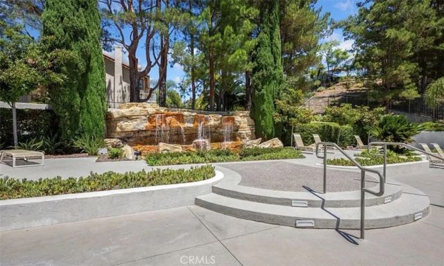 82 Spirngfield, Mission Viejo, CA 92692