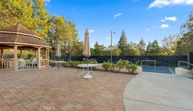 82 Spirngfield, Mission Viejo, CA 92692