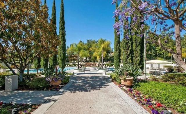 82 Spirngfield, Mission Viejo, CA 92692