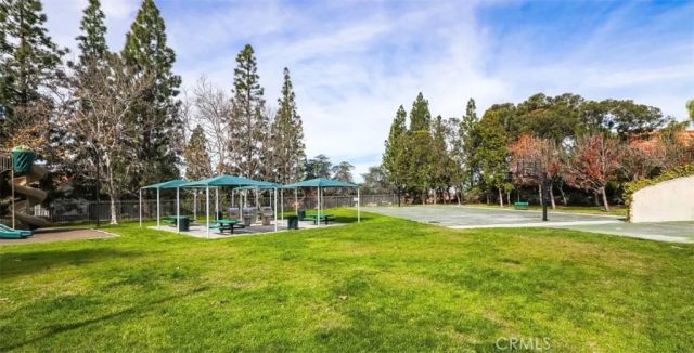 82 Spirngfield, Mission Viejo, CA 92692