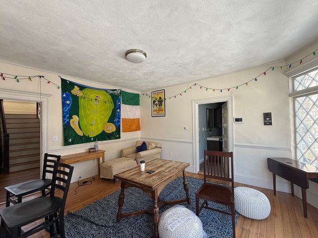 12 Braemore Rd HS, Boston, MA 02135