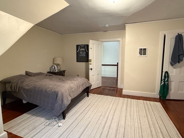 12 Braemore Rd HS, Boston, MA 02135