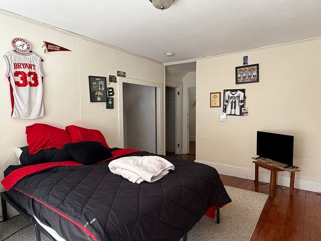 12 Braemore Rd HS, Boston, MA 02135