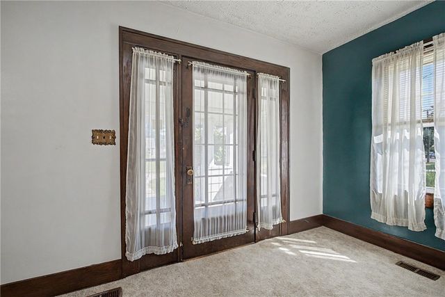 612 W Madison Street, New Carlisle, OH 45344