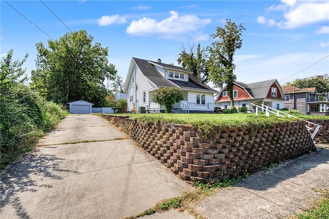 612 W Madison Street, New Carlisle, OH 45344