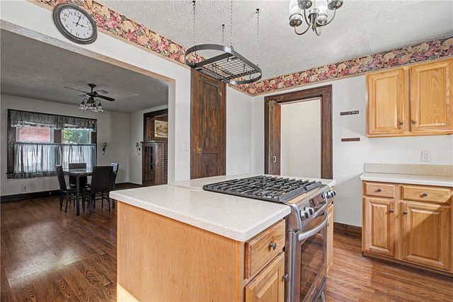 612 W Madison Street, New Carlisle, OH 45344