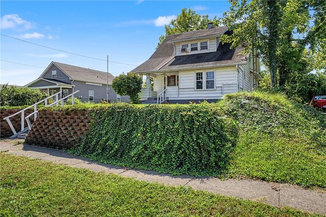 612 W Madison Street, New Carlisle, OH 45344
