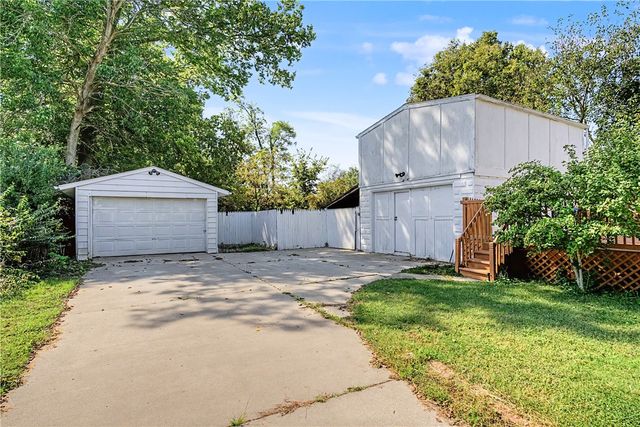 612 W Madison Street, New Carlisle, OH 45344