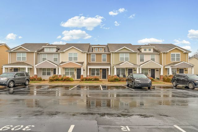 306 Sam Houston Cir, Clarksville, TN 37040