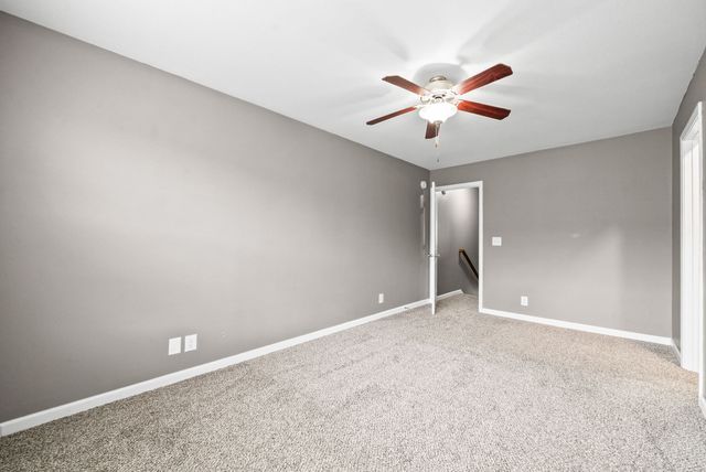 306 Sam Houston Cir, Clarksville, TN 37040