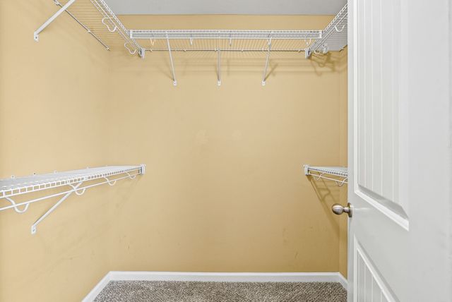 306 Sam Houston Cir, Clarksville, TN 37040