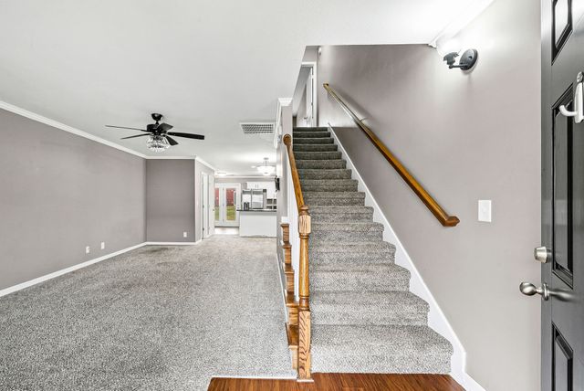 306 Sam Houston Cir, Clarksville, TN 37040