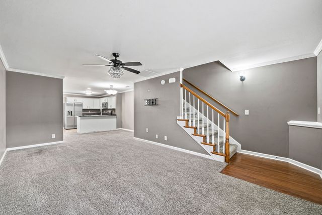 306 Sam Houston Cir, Clarksville, TN 37040