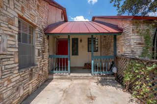 88 Shady Bluff DR, Wimberley, TX 78676