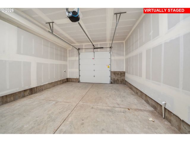 3389 Se EVERWOOD Ln, Hillsboro, OR 97123