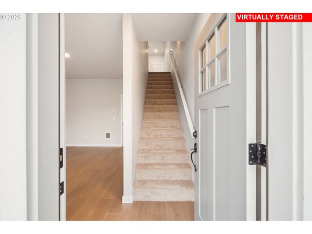 3389 Se EVERWOOD Ln, Hillsboro, OR 97123