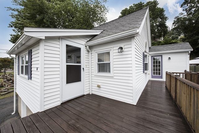 75 Saugus Ave 1, Saugus, MA 01906