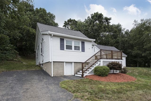 75 Saugus Ave 1, Saugus, MA 01906