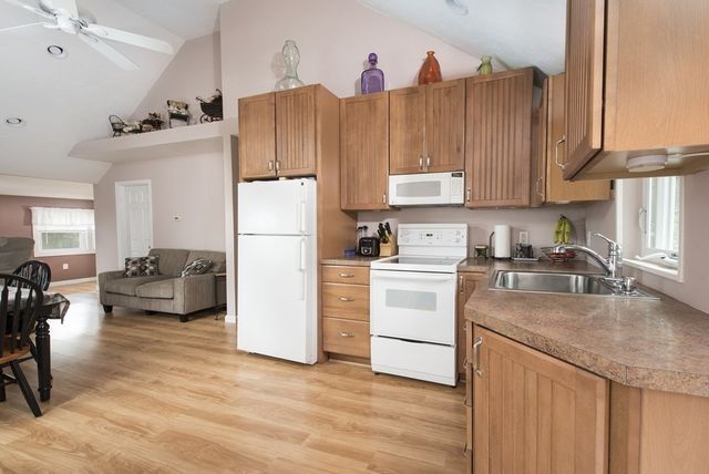 75 Saugus Ave 1, Saugus, MA 01906
