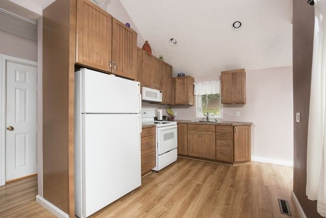 75 Saugus Ave 1, Saugus, MA 01906
