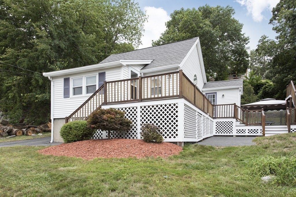 75 Saugus Ave 1, Saugus, MA 01906