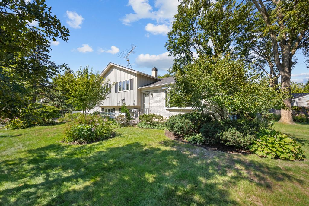 90 Park Lane, Lake Bluff, IL 60044 — photo 3