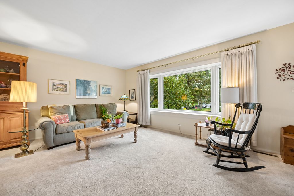 90 Park Lane, Lake Bluff, IL 60044 — photo 4