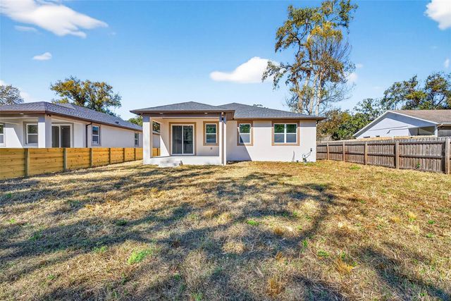 288 ROOSEVELT AVENUE, Masaryktown, FL 34604