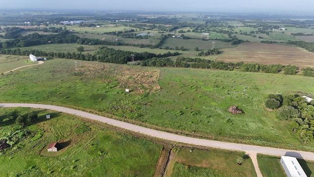 227 Vineyard View Trail, Carmine, TX 78932