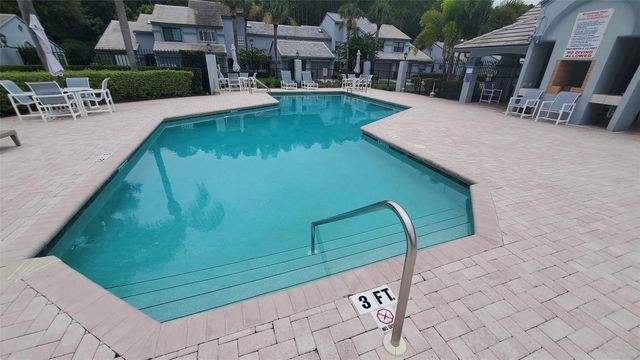 4176 BRENTWOOD PARK CIRCLE, Tampa, FL 33624