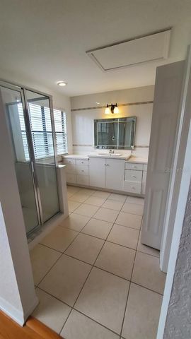 4176 BRENTWOOD PARK CIRCLE, Tampa, FL 33624