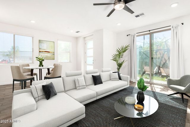 300 N GILA SPRINGS Boulevard 144, Chandler, AZ 85226