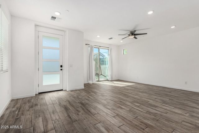 300 N GILA SPRINGS Boulevard 144, Chandler, AZ 85226