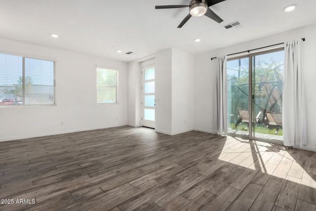 300 N GILA SPRINGS Boulevard 144, Chandler, AZ 85226