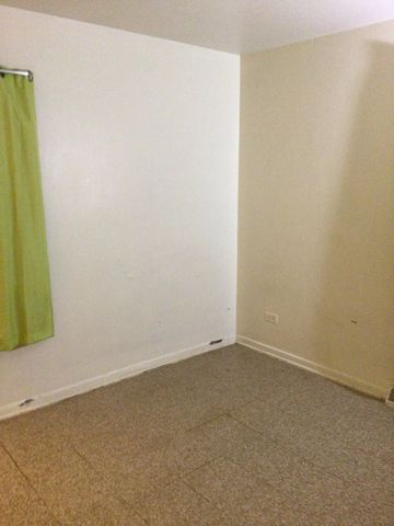 110 W 150th Street, Harvey, IL 60426