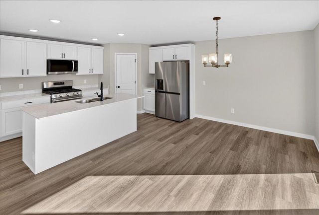 1815 Pierce Street S, Cambridge, MN 55008