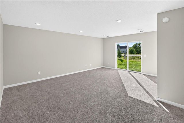 1815 Pierce Street S, Cambridge, MN 55008