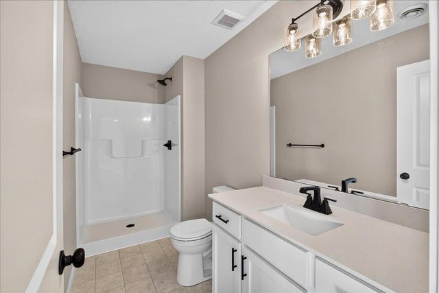 1815 Pierce Street S, Cambridge, MN 55008