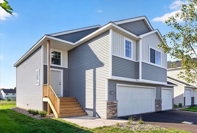 1815 Pierce Street S, Cambridge, MN 55008