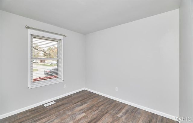 3900 Summer Forest Drive, St Charles, MO 63304