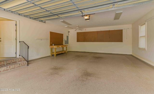 150 N Bracken Fern Lane, Southern Pines, NC 28387