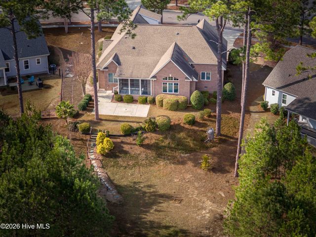 150 N Bracken Fern Lane, Southern Pines, NC 28387
