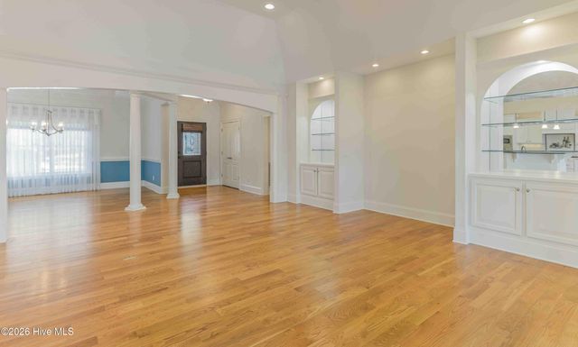 150 N Bracken Fern Lane, Southern Pines, NC 28387