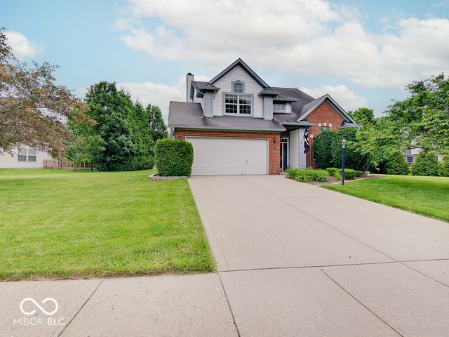 6215 Valleyview Drive, Fishers, IN 46038