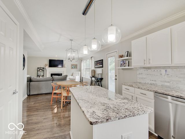 6215 Valleyview Drive, Fishers, IN 46038