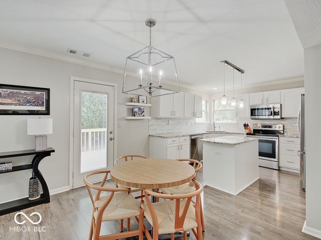 6215 Valleyview Drive, Fishers, IN 46038
