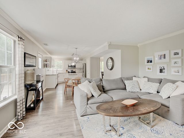 6215 Valleyview Drive, Fishers, IN 46038